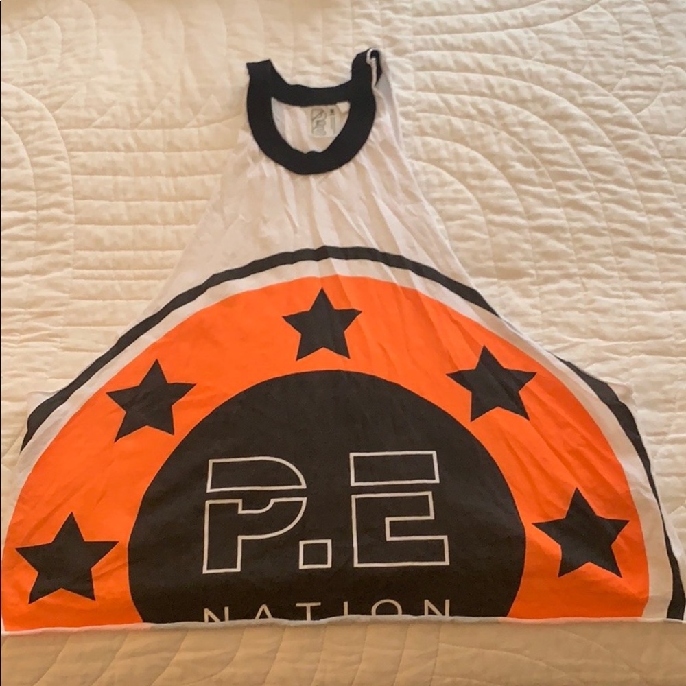PE Nation On Your Mark Crop Tank Top Size Medium